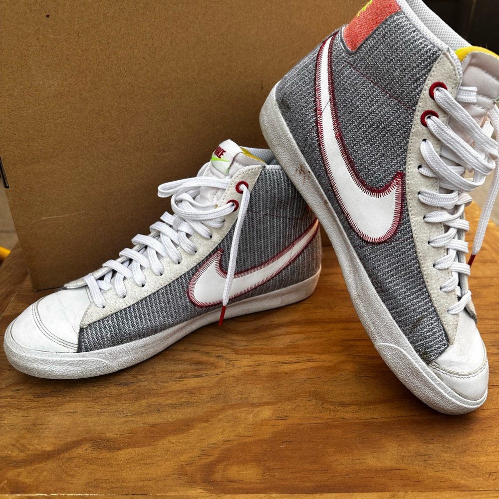 Nike blazer mid 77 size 11